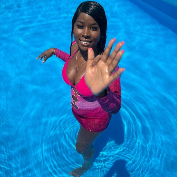 Three piece swimsuit set - Picture 2 of 9